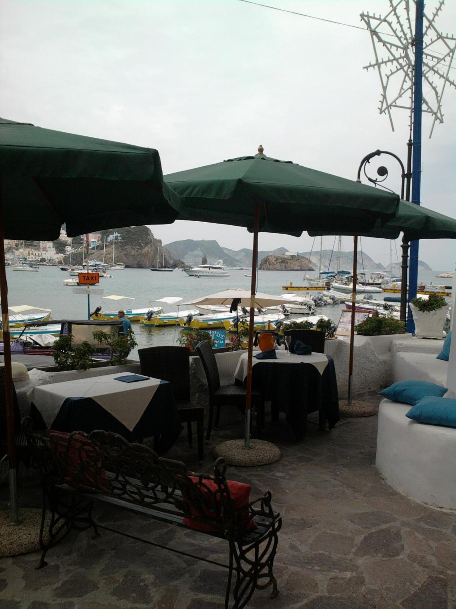 Hotel La Baia Ponza Exterior photo